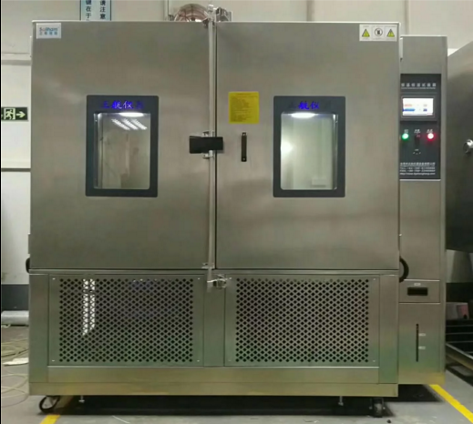 江西做顯示器/平板電腦客戶訂購的大型恒溫恒濕試驗(yàn)箱正面圖